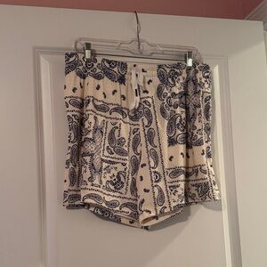 AE Paisley Print Men’s Lounge Shorts size Medium